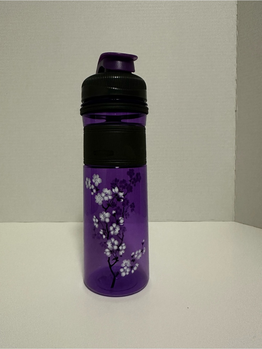 Rubbermaid Cherry Blossom Water Bottle